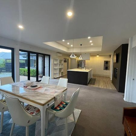 Spacious 4 Bed Family Home Christchurch Bagian luar foto
