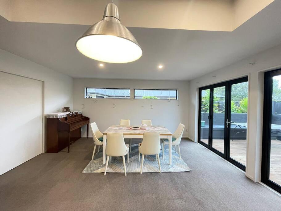 Spacious 4 Bed Family Home Christchurch Bagian luar foto