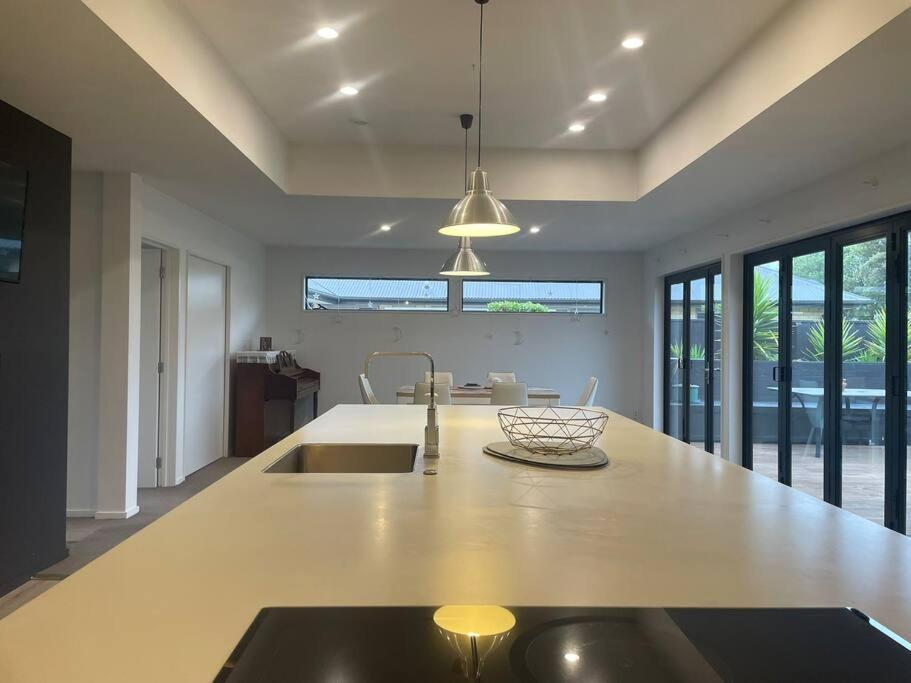Spacious 4 Bed Family Home Christchurch Bagian luar foto