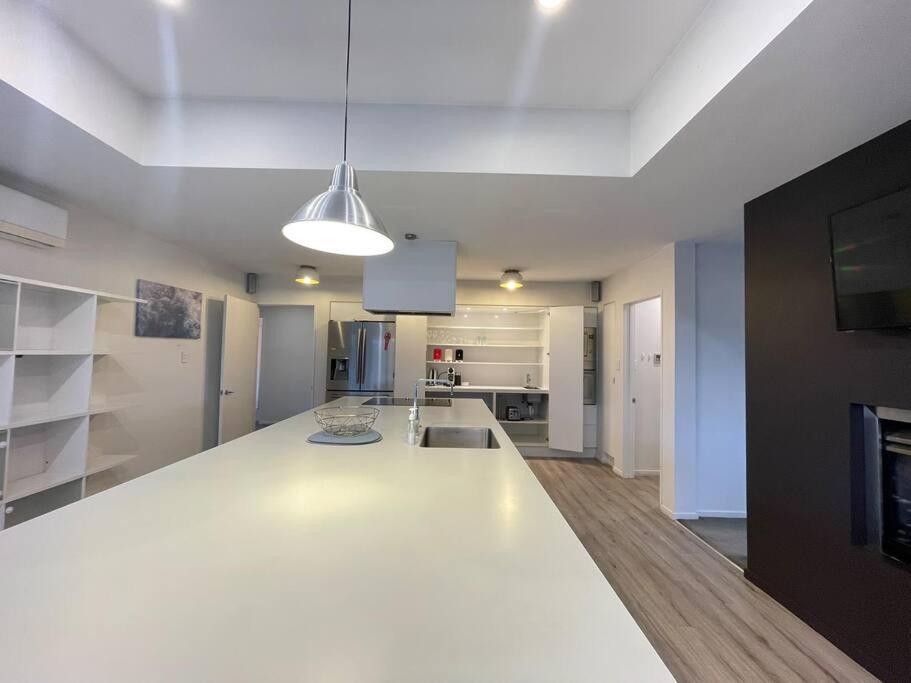 Spacious 4 Bed Family Home Christchurch Bagian luar foto